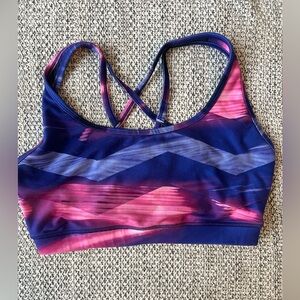 🎄Reebok mesh back sports bra
